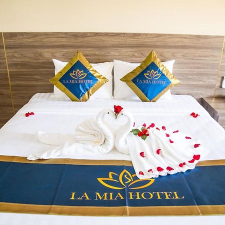 La Mia Lakeview Hotel เปลกู ภายนอก รูปภาพ