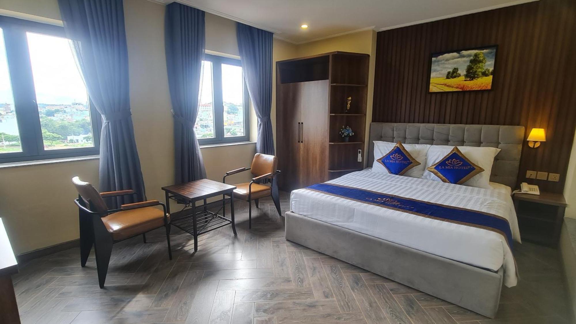 La Mia Lakeview Hotel เปลกู ภายนอก รูปภาพ