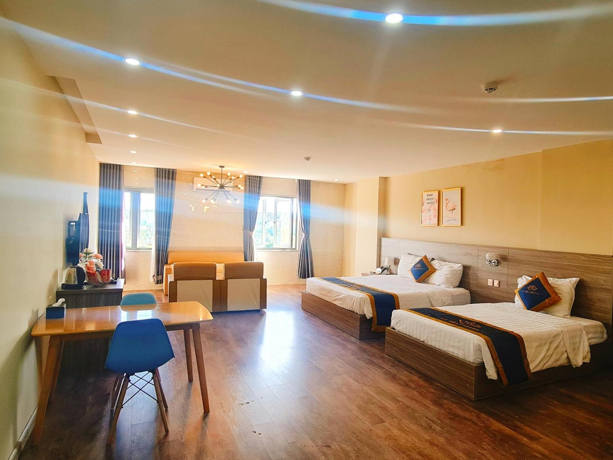La Mia Lakeview Hotel เปลกู ภายนอก รูปภาพ